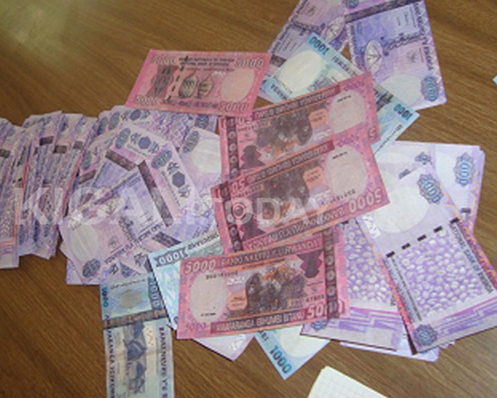 Uru rubyiruko ngo rusaka make rukura ku babyeyi rwayabyaza umusaruro rukizigamira ku buryo rutazakenera akazi rurangije amashuri.