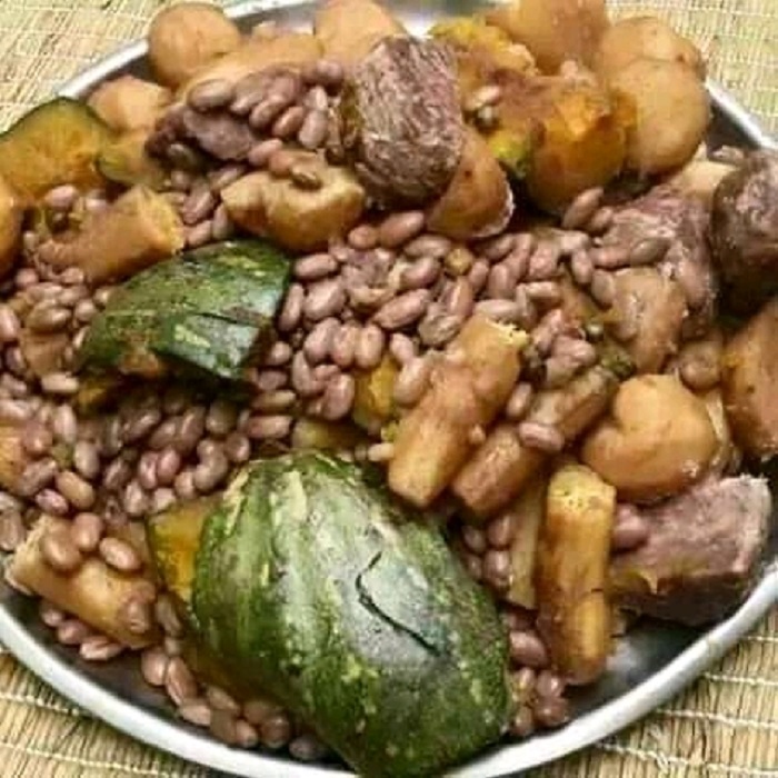 Mu gihe cyo kuganura ngo hakwiye kubaho gushimira akamaro k'udukoko dutoya mu gutuma ibyo kuganura biboneka