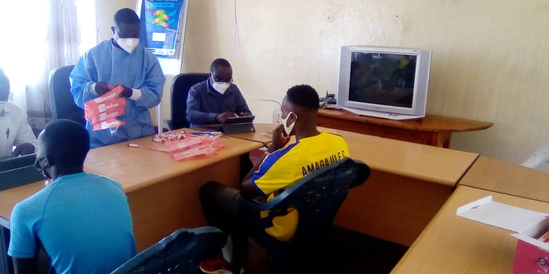 Umukinnyi w'Amagaju ngo yarapimwe ariko yinjira mu mwiherero atarabona ibisubizo, ni nawe wanduje abandi