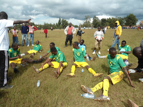 Mu mupira w'amaguru, igikombe cyegukanywe n'ikipe y'abagabo y'Akarere ka Gicumbi.