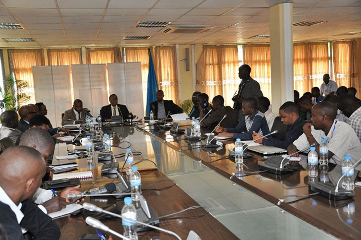 Amanota bayatangarije mu kiganiro kigenewe abanyamakuru, cyanitabiriwe n