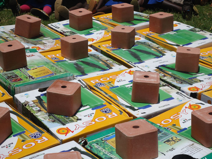 Amapombo ari mu bikarito