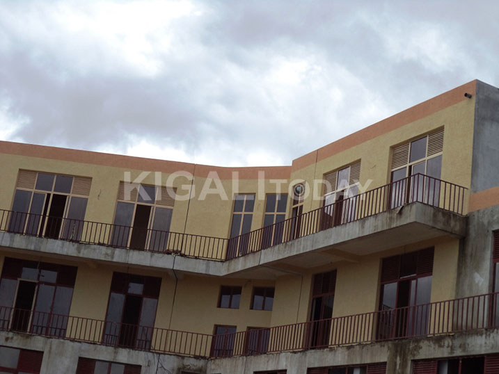 Amarangi yasigwaga ku nyubako ya Hoteli niyo yabaye intandaro yo gutangira rwiyemezamirimo.