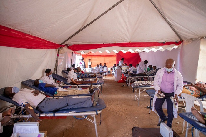 Tanga amaraso ahabwa abarwayi, abatuye isi bakomeze bagire ubuzima