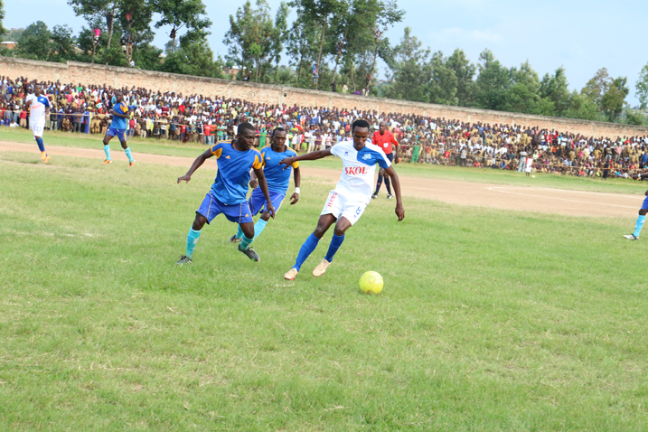 Umukino wa Rayon Sports ni umwe mu mikino ihuruza abantu benshi kuri Stade Nyagisenyi