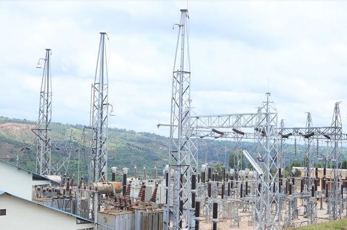 Abahungiye kuri sitasiyo y'amashanyarazi bizeye kuharindirwa banenga Abajandarume babasize mu maboko y'Interahamwe