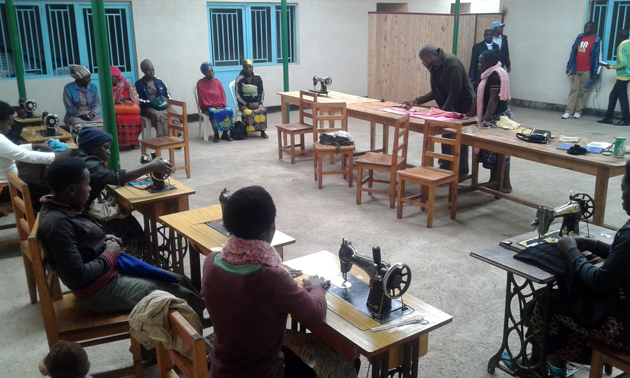 Inzu bubakiwe izatuma bakorera ahantu hisanzuye 