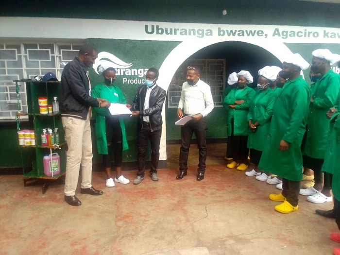 Bashyikirijwe impamyabumenyi zabo