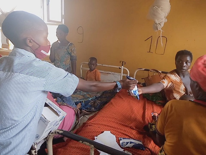 Abarwayi bahawe n'amata