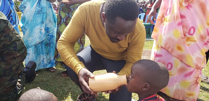 Meya Nzabonimpa aha abana amata