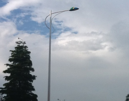 Amatara mashya ari gushyirwa mu mujyi wa Butare.