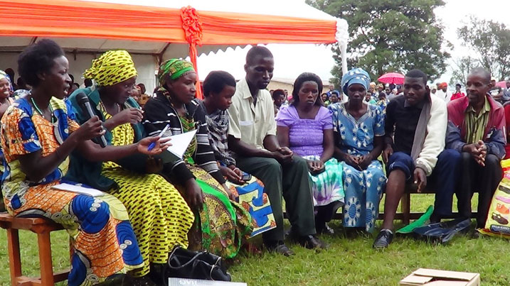 Amatsinda yo kwiga guteka no kwizigama ni bumwe mu buryo abatuye Mushishiro bahurijwemo ngo bige gufata neza imiryango yabo.