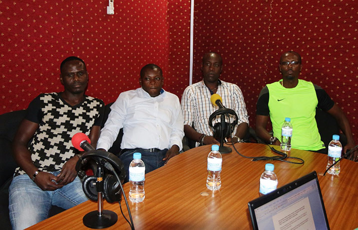 Nyakwigendera Ndikumana Hamad Katauti, Munyaneza Ashiraf Kadubiri, Karekezi Olivier na Eric Nshimiyimana ubwo bari muri Studios za KT Radio muri 2016