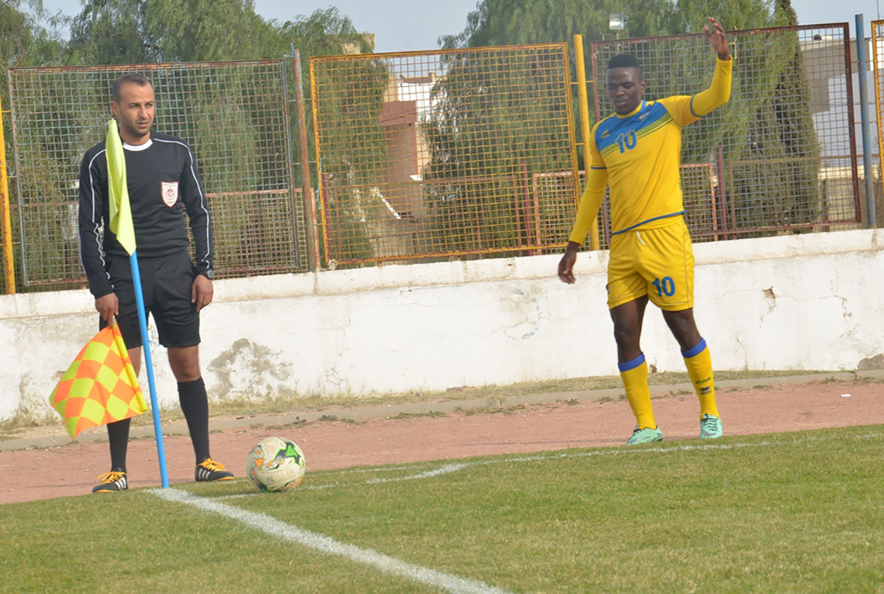 Hakizimana Muhadjili atera koruneri