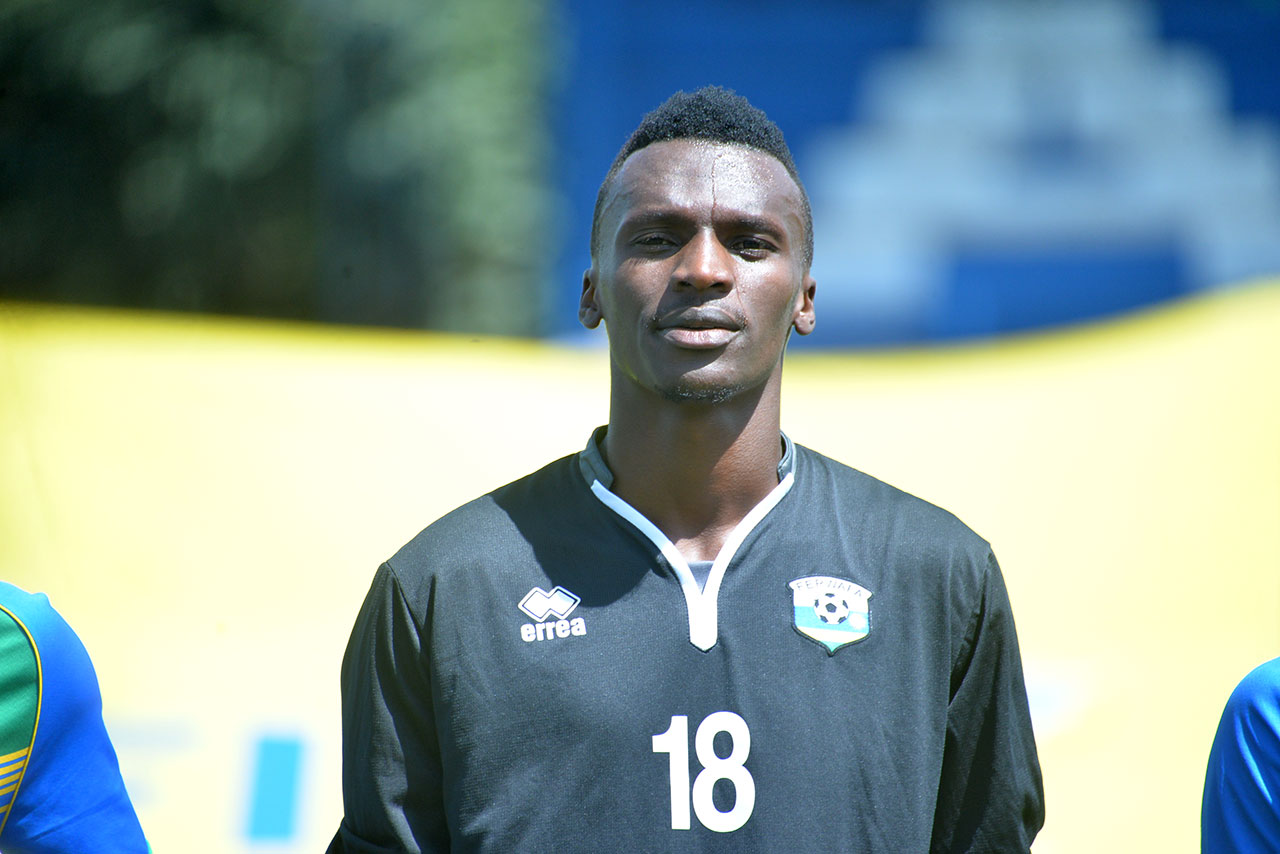 Nzarora Marcel wabanje mu izamu