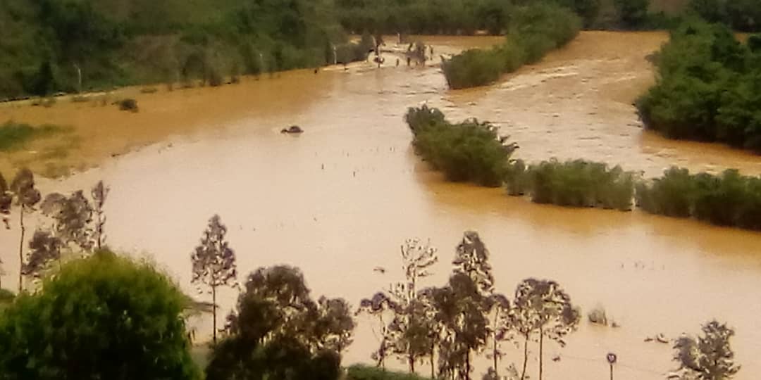 Amazi yari menshi cyane, ariko agenda agabanuka