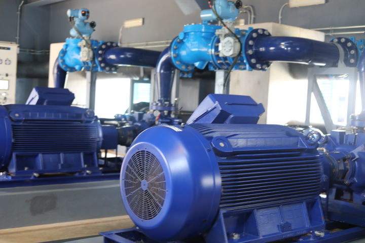 Uruganda rwa Nzove rufite ubushobozi bwo gutunganya meterokibe ibihumbi 120 ku munsi ariko rutunganya ibihumbi 73 gusa ku munsi