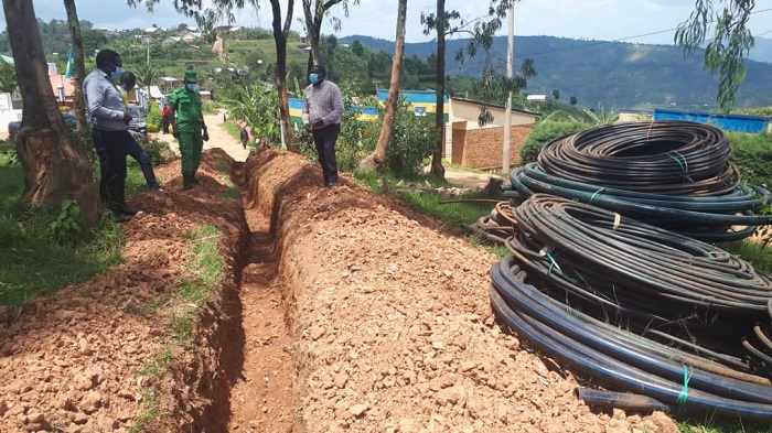 Umushinga wo kugeza amazi ku batuye Coko ugeze kure