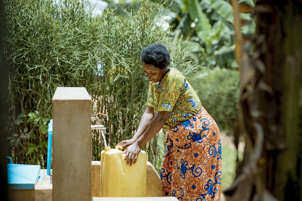 Amazi meza ni isoko y