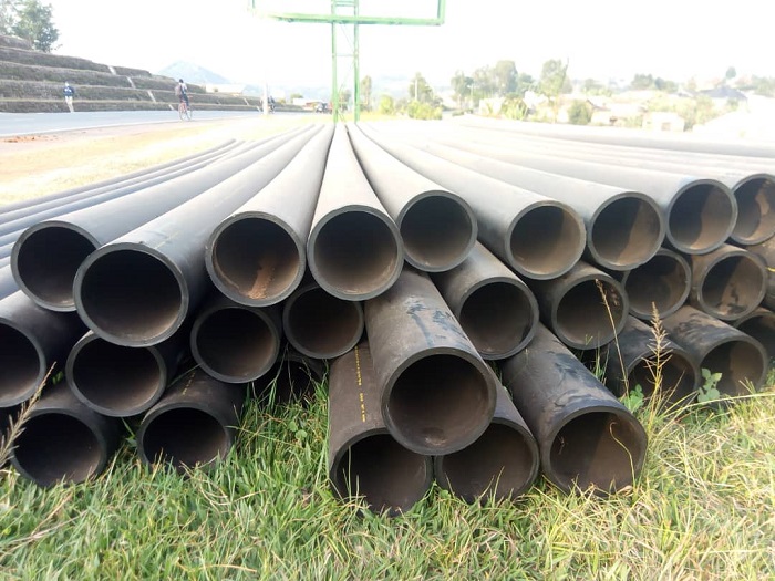 Amatiyo y'amazi yamaze gushyirwa ahanzanyuzwa umuyoboro mushya