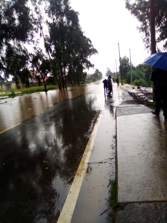 Hari ubwo afunga umuhanda Musanze - Rubavu