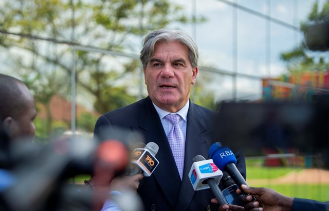 Ambasaderi Dragan ZUPANJEVACof wa Serbia