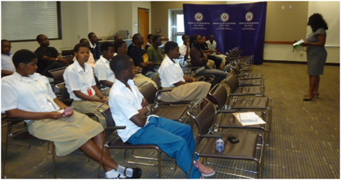 Abanyeshuri ba Lycee de Kigali nabo bari mu bitabiriye uyu muhango