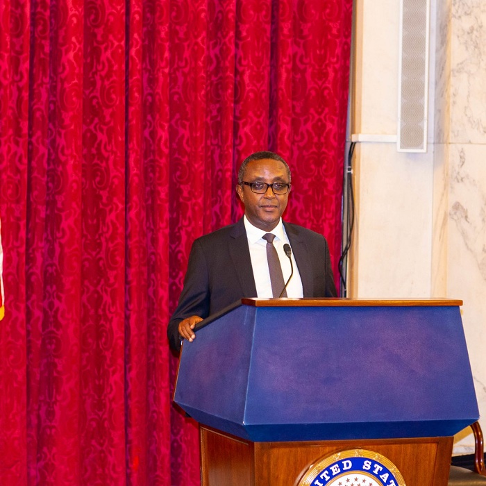 Minisitiri Dr Vincent Biruta