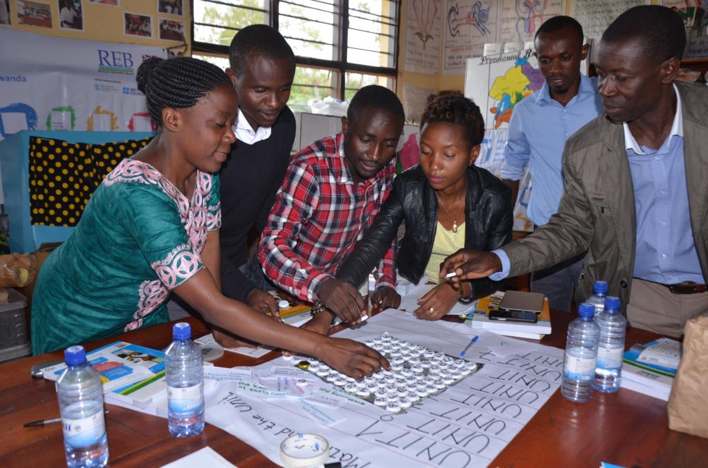 Abarimu bahuguwe bahize ko bagiye kugaragaza impinduka mu burezi nyuma y'aya mahugurwa