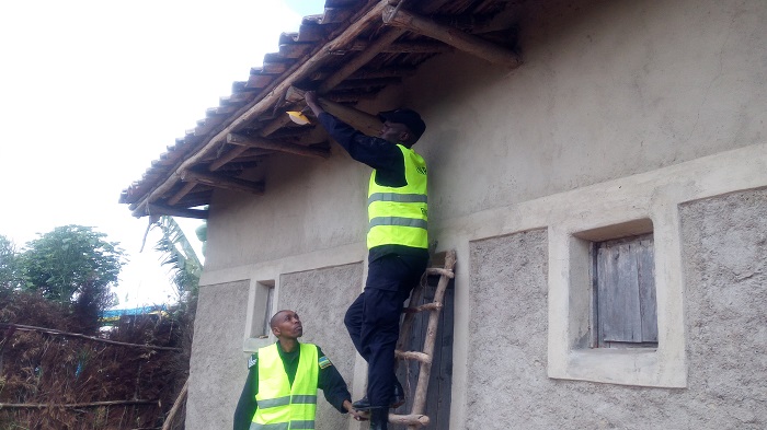 Amwe mu mazu yamaze kugezwamo amashanyarazi