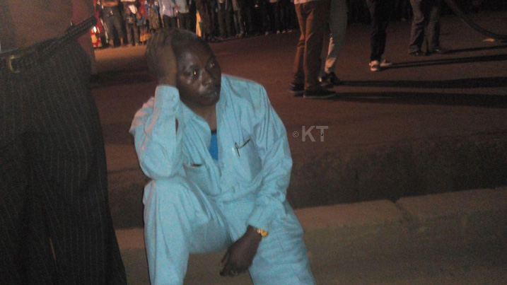 Anicete Gashamura ari kureba uko ibicuruzwa byahiye n'agahinda kenshi