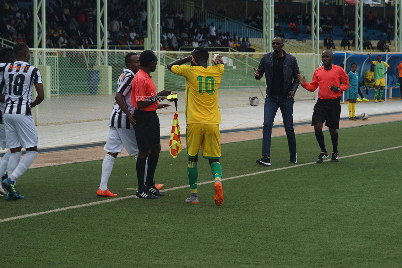 Hakizimana Ambroise wari uri ku ruhande, ibyemezo ntibyanyuze ikipe ya AS Kigali