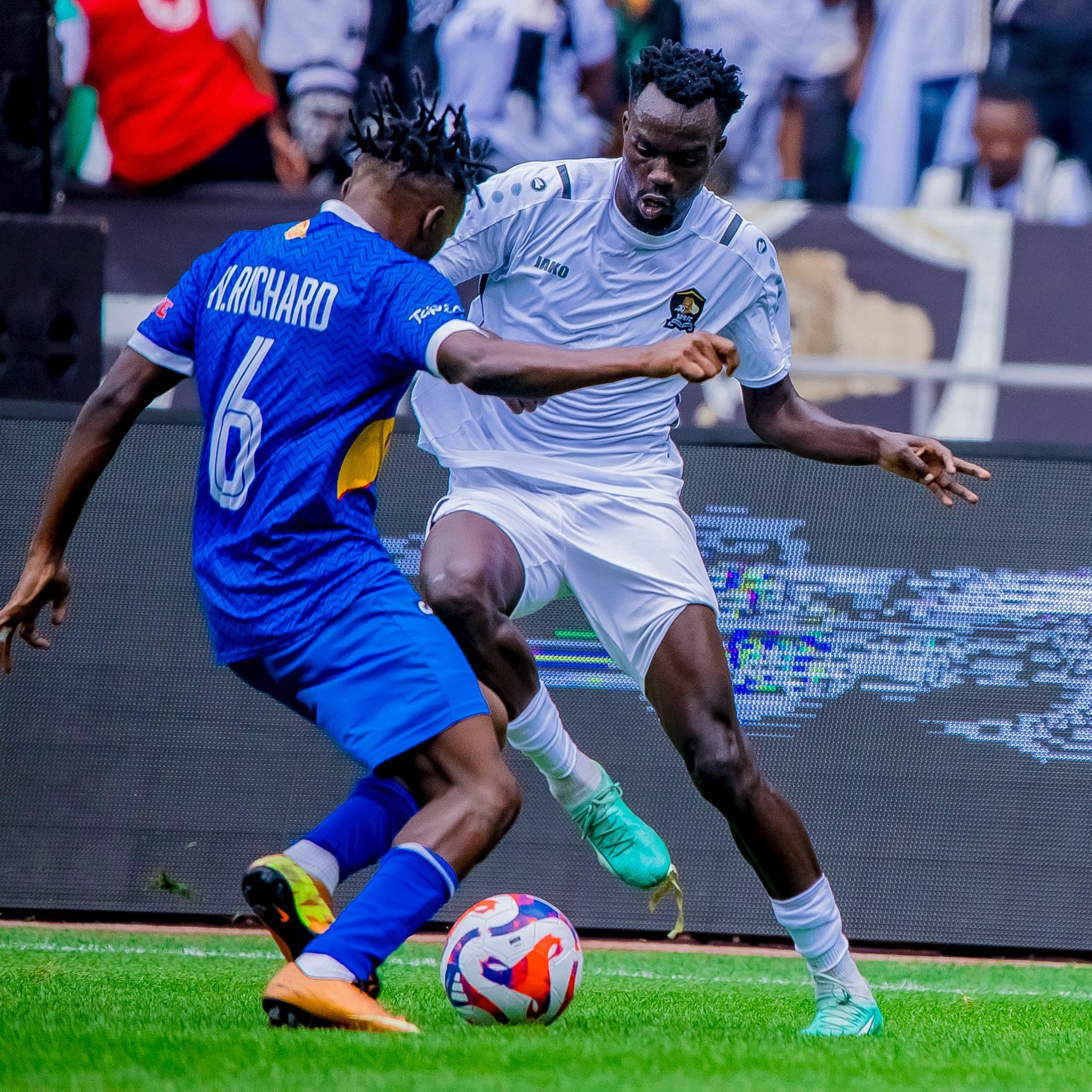 Ndayishimiye Richard ahanganye na Hakim Kiwanuka