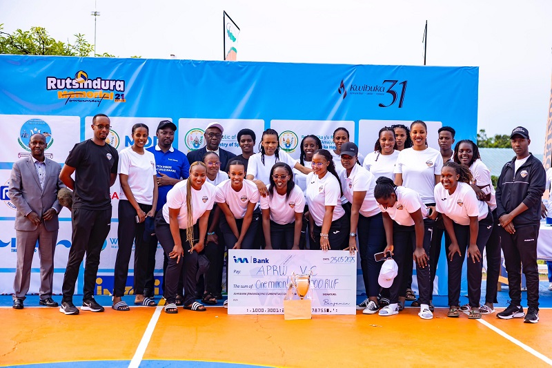 Mu bagore, ikipe ya APR WVC ni yo yegukanye igikombe