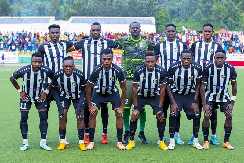 APR FC yasatiriye Musanze FC iba iya kabiri kuko izigamye ibitego birindwi n'amanota 17 mu gihe Musanze FC izigamye ibitego umunani