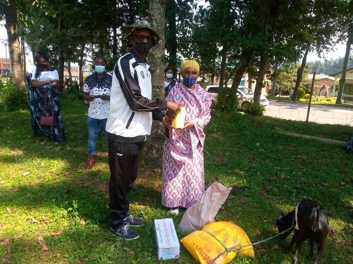 Habaye n'igikorwa cyo kuremera imiryango itatu yacitse ku icumu rya Jenoside