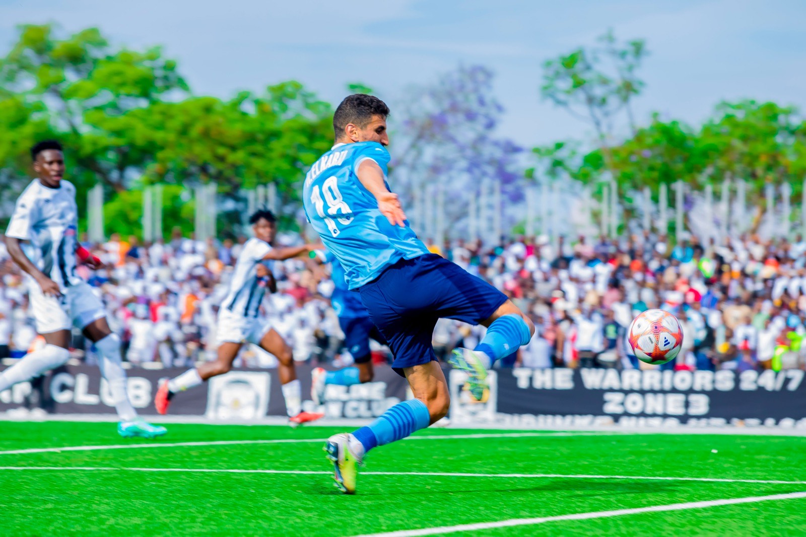 Abakinnyi b'ikipe ya APR FC babanje mu kibuga