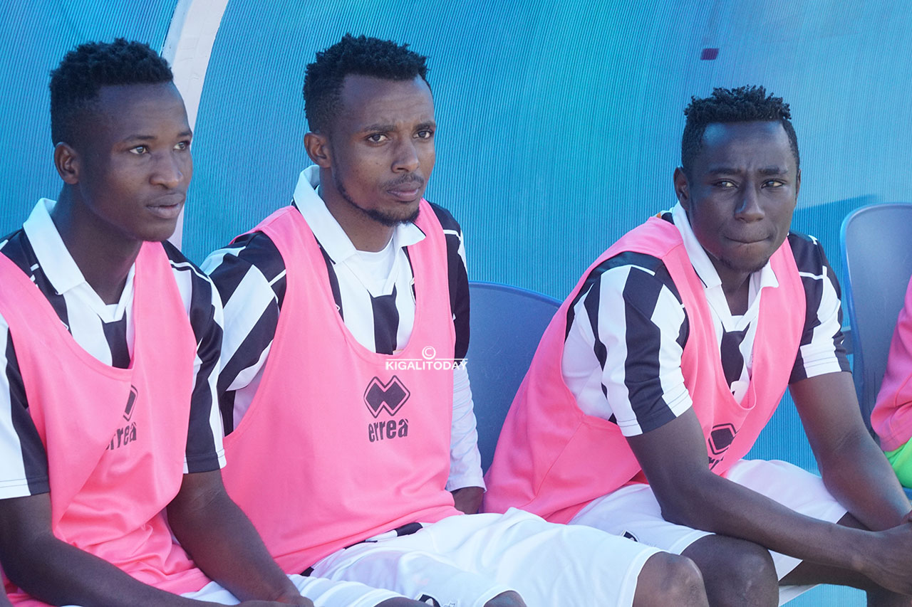 Nshuti Dominique Savio yabanje ku ntebe y'abasimbura