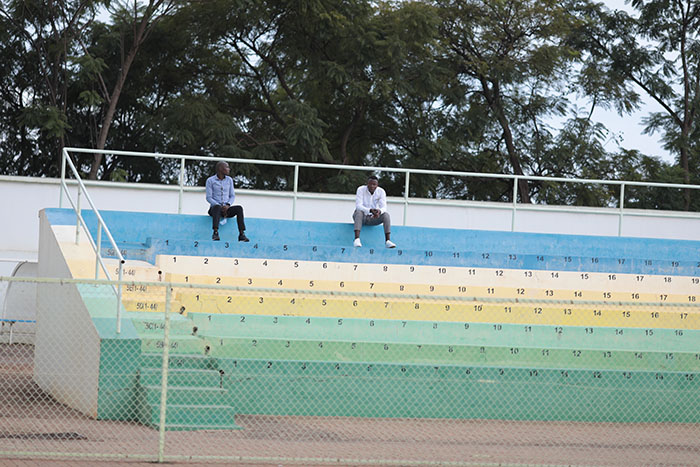 Nyuma yo gukina nta bafana, ubu amarushanwa yose arahagaritswe