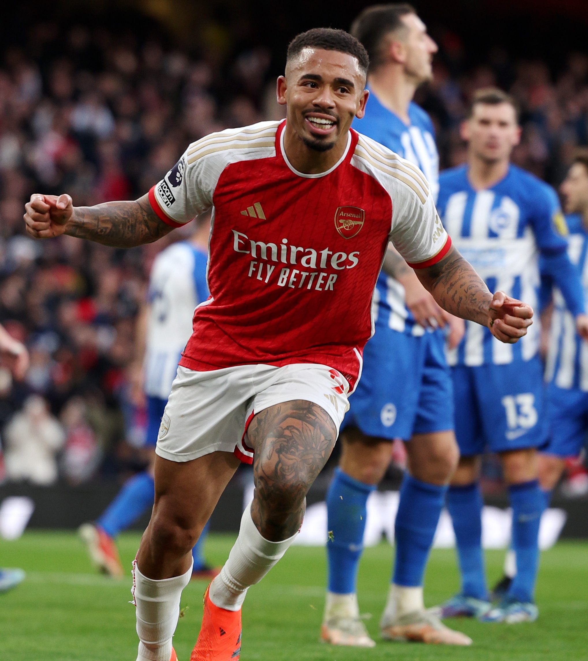 Arsenal yatsinze Brighton & Hove Albion ifata umwanya wa mbere