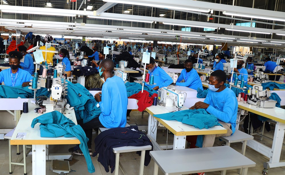 Gahunda yo guhanga imirimo miliyoni imwe n'ibihumbi 500 buri mwaka ikwiye kugerweho mu buryo burambye