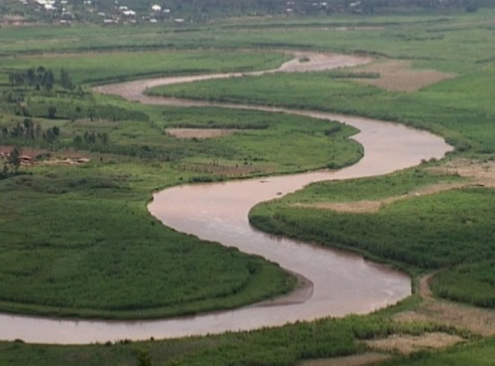 Kwambuka amazi udafite ubumenyi n