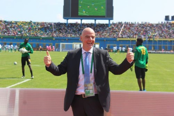 Gianni Infantino yaherukaga mu Rwanda muri CHAN 2016 ubwo yiyamamazaga