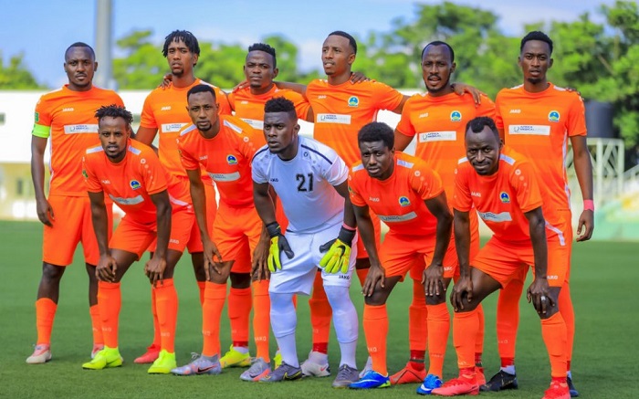 Abakinnyi bishimiye igikorwa umuyobozi wabo yabakoreye