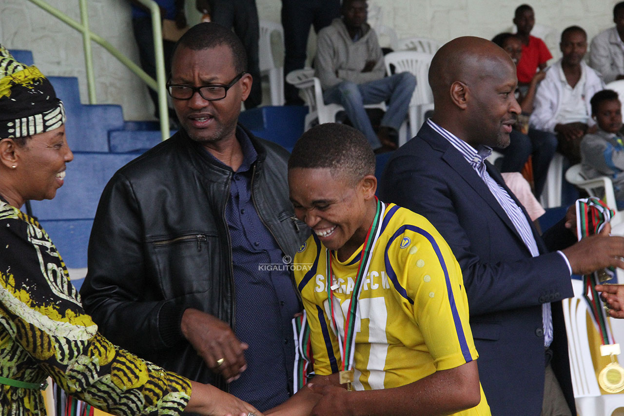 Iradukunda Callixte watsinze ibitego 3 muri uyu mukino yambikwa umudari