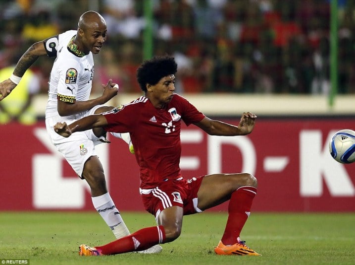 Umukino watangiye amakipe yombi ahusha uburyo butandukanye bwo gutsinda