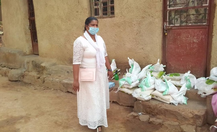 Milcah Grace Aziz ahamagarira abandi babishoboye gutanga ibiribwa ku baturage