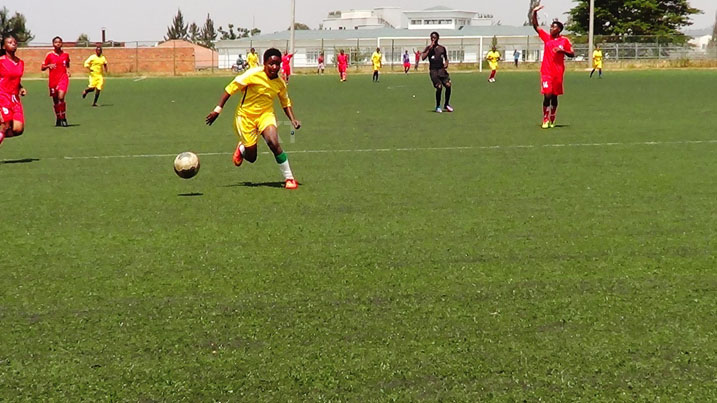 Rutahizamu wa Nyamabuye bahimba Rooney Yakomeje gushaka ibitego ariko birananirana