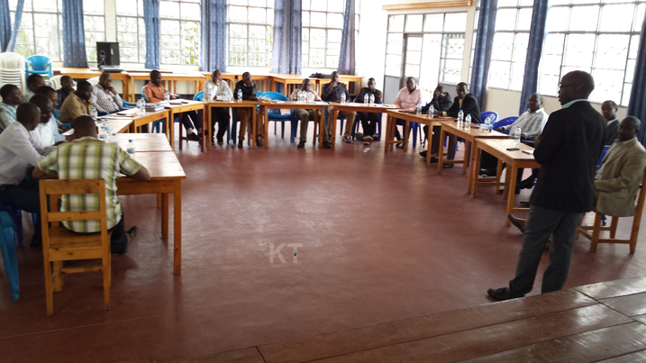 Ba rwiyemezamirimo basaba Akarere kujya kubahiriza amasezerano baba bagiranye