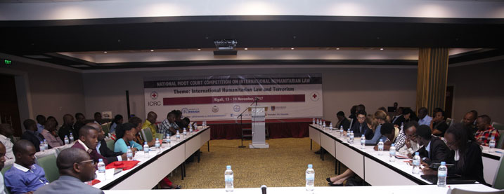 Amakipe yaburanaga ahanganye ku kirego runaka cyari cyahimbwe